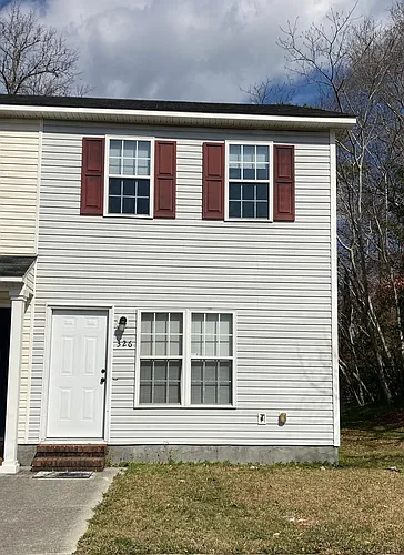326 Bracken Pl Photo 1