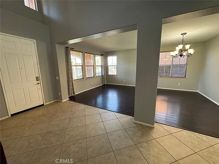 29166 Branwin St — Photo 4