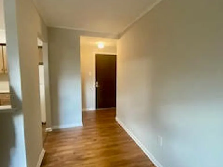 204 E Chester Pike — Photo 2