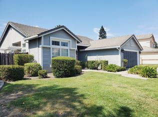 8952 Laguna Star Dr, Elk Grove, CA 95758