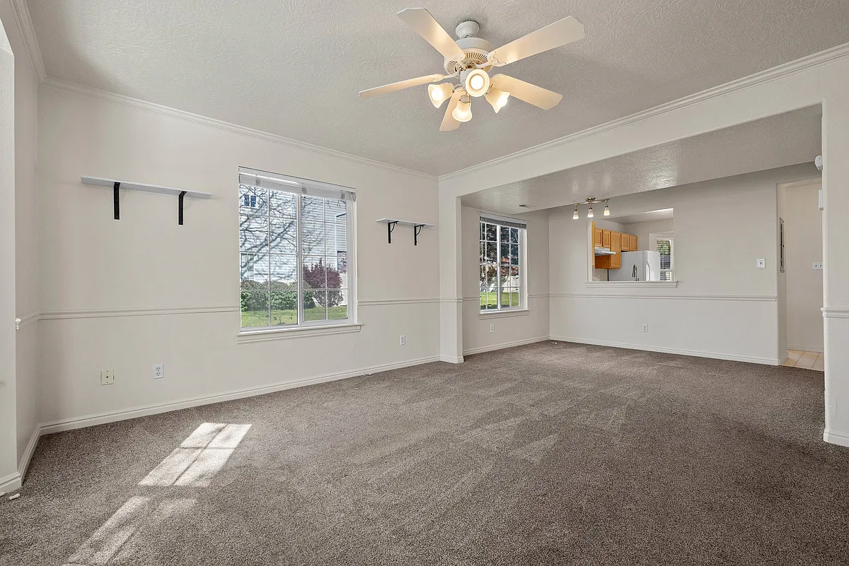 Building Photo - 906 N Independence Ave #906
