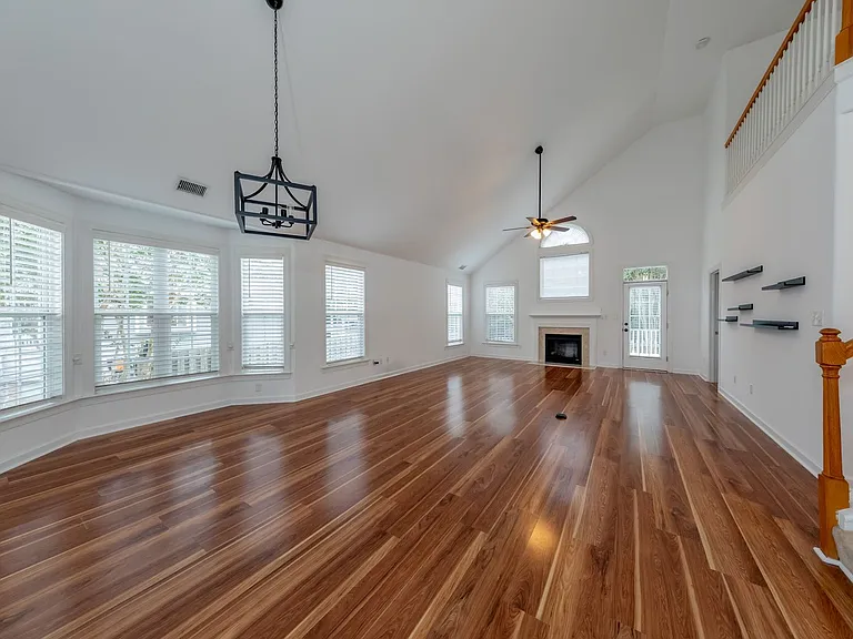 5292 Queen Bishop Ln — Photo 2