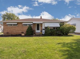 6755 Reid Dr, Parma Heights, OH 44130