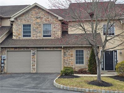 2 Tamarack Ct, Forks Twp, PA, 18040