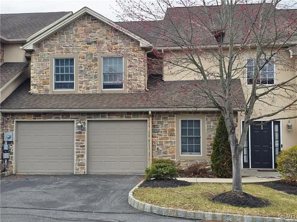 2 Tamarack Ct, Forks Twp, PA 18040