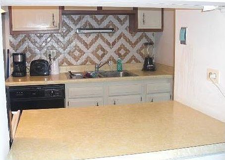 4th image of 214 Oakwood Ln