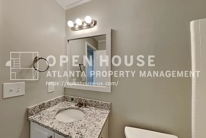 904 Branford Ln NW — Photo 16