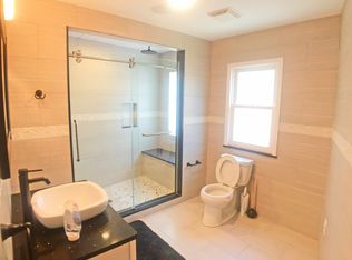 2565 Kern St, Philadelphia, PA 19125