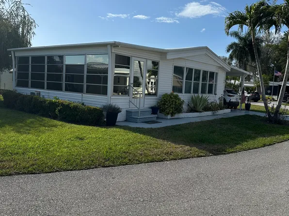 148 Norfolk Pine Ln, Naples, FL 34114