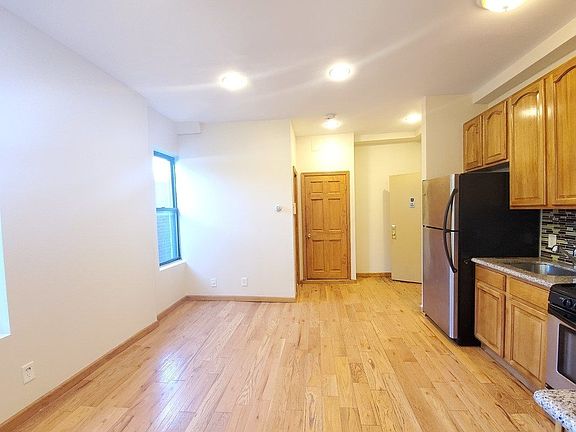 2nd image of 25-16 18th St #8