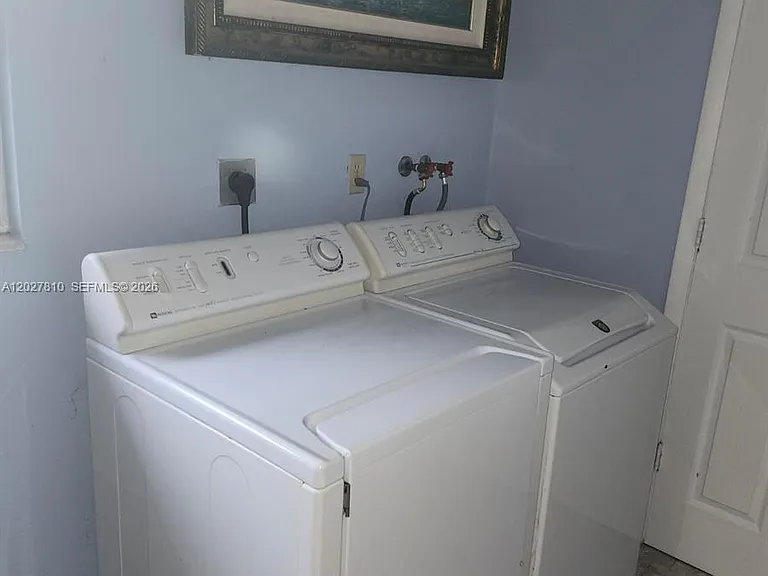 112 Kerr Cir — Photo 11
