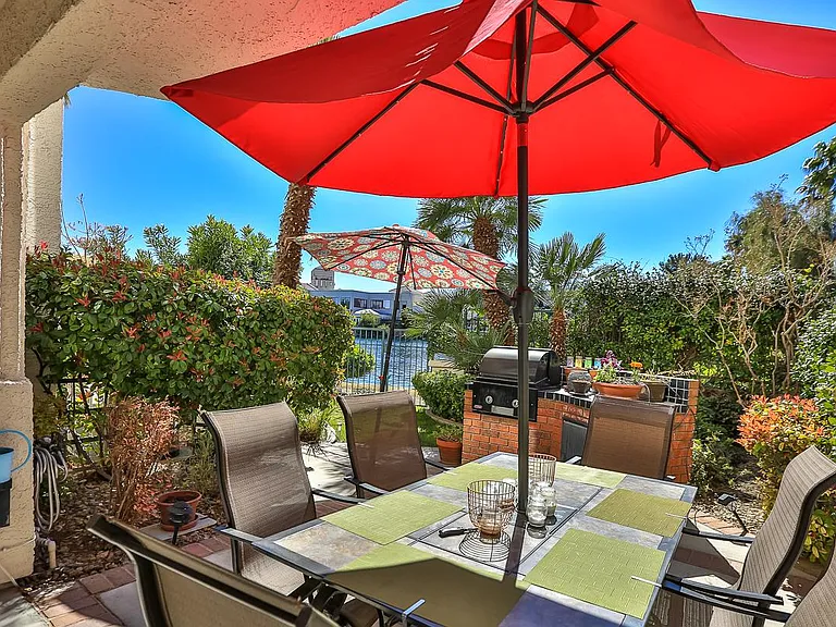 2657 Seashore Dr — Photo 20
