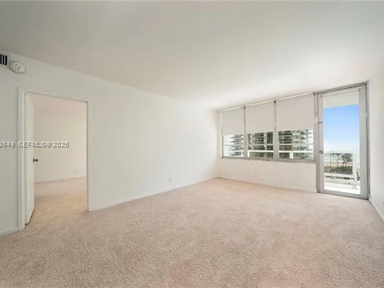 5700 Collins Ave #8A — Photo 12