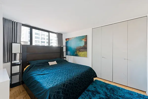 Sold by Nest Seekers International | media 6