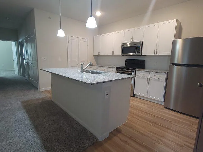 The Grove Apartments — Photo 2