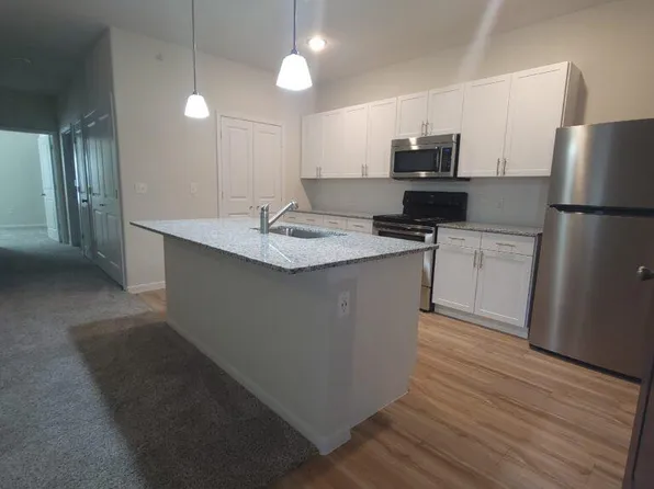 The Grove Apartments