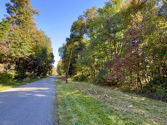 3rd image of 650 Baptist Hill Rd