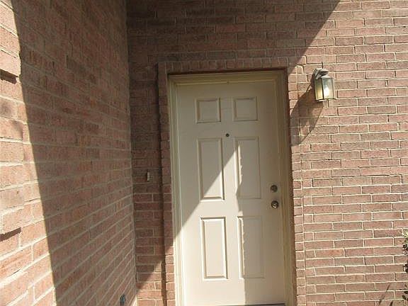 4th image of 3413 Baby Doe Ct