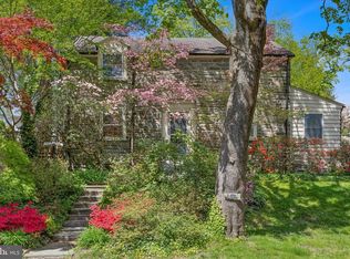 9 E Lodges Ln, Bala Cynwyd, PA 19004