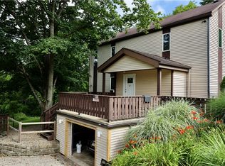 325 Harper Ln, Monroeville, PA 15146