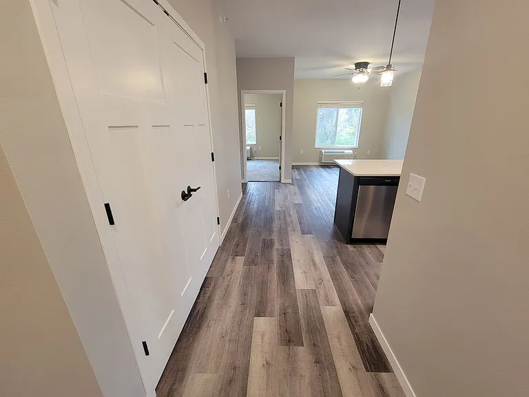 Northern Lights Apartments — Photo 29