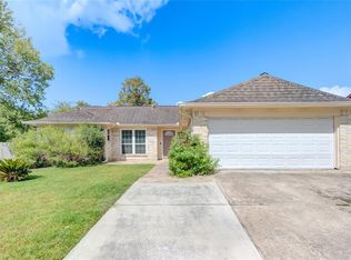 403 Old Colony Dr, Richmond, TX 77406