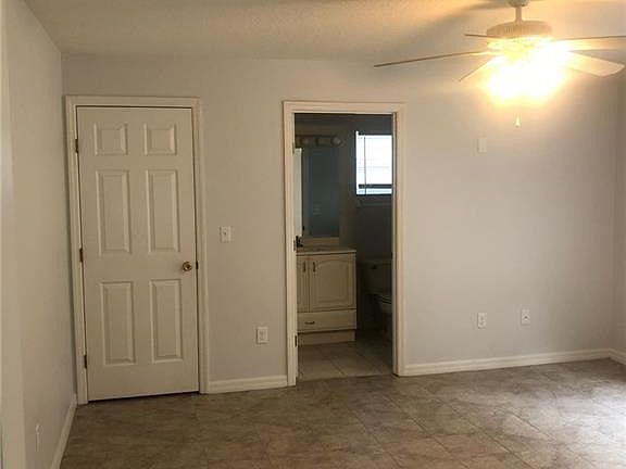 4th image of 5921 N Summerfield Pt