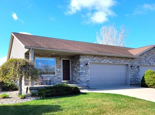 5978 Lexie Ln, Bay City, MI