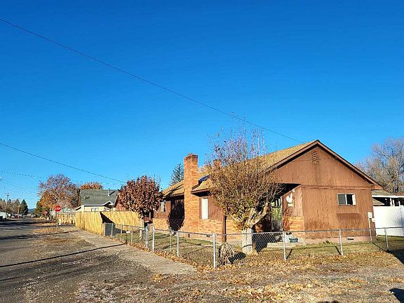 2nd image of 216 W 2nd St