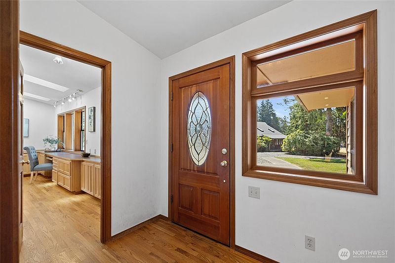 4th image of 20715 Brown Road