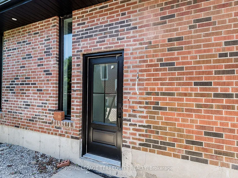 23 Decarie Cir #BASEMENT — Photo 2