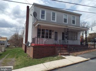 28 N 4th St, Frackville, PA 17931