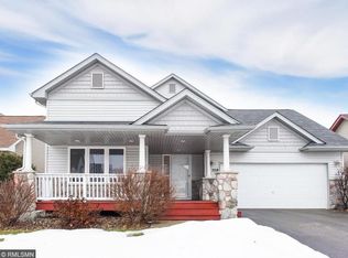 709 7th St, Chaska, MN 55318