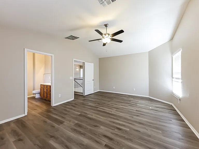 12429 W Montebello Ave — Photo 10