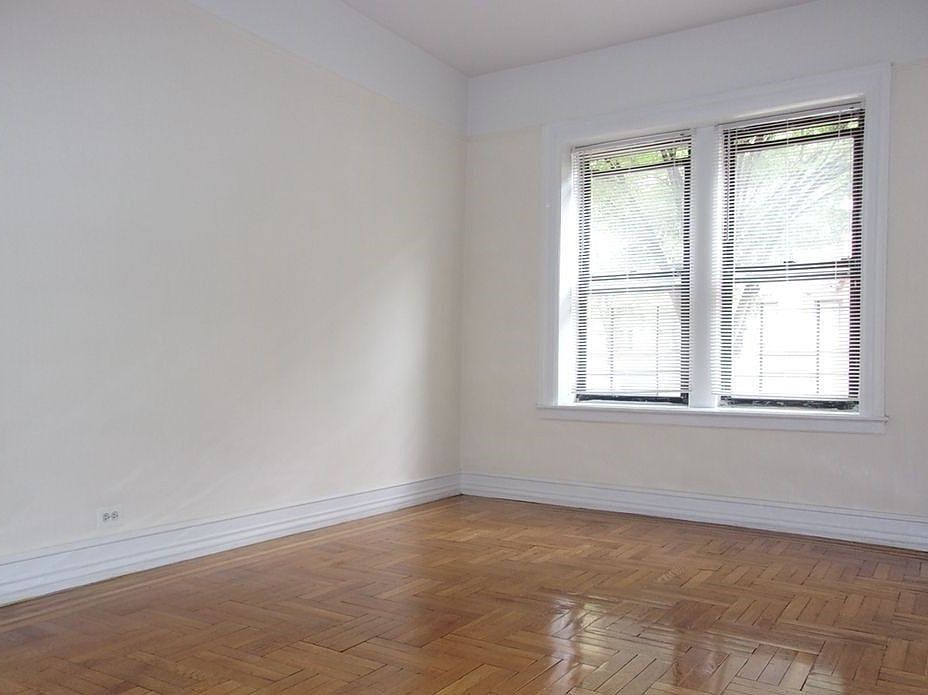 1st image of 20 Seaman Ave APT 1g