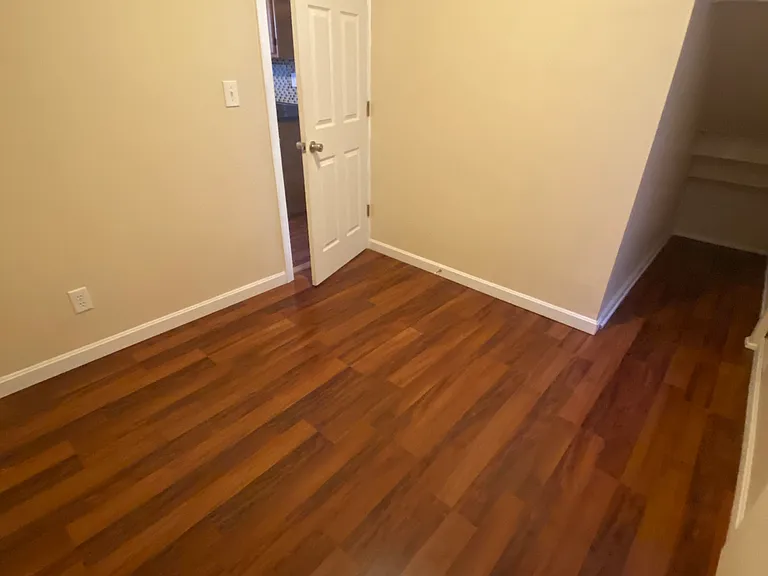 42 Maple St #1 — Photo 6