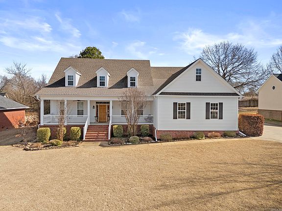 2nd image of 134 Mary Irene Ln