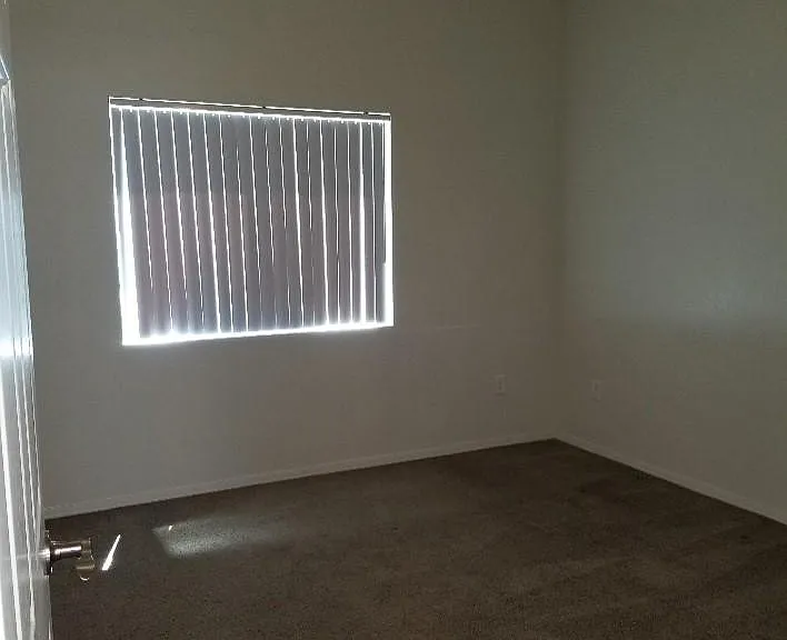 Eastridge Apartments — Photo 42