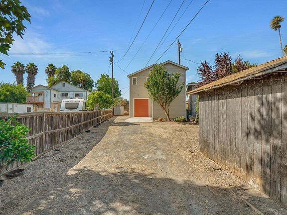 2nd image of 2362 Taylor Rd