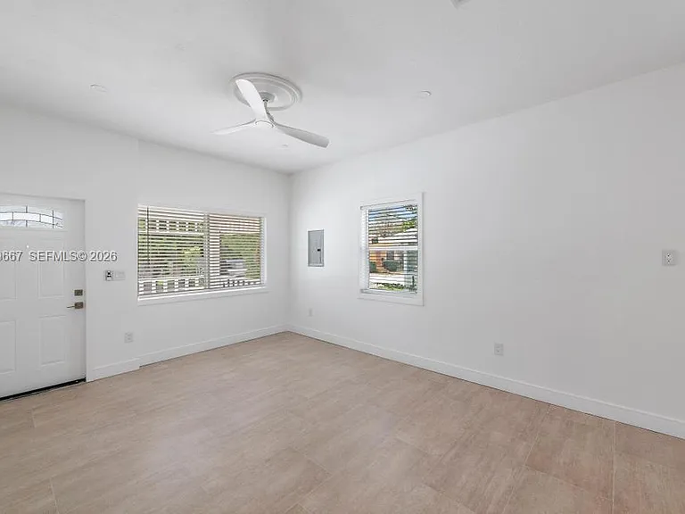 3759 Florida Ave — Photo 12