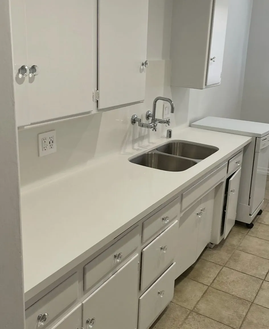 Beautiful apartment in prime Beverly Center/Grove location! — Photo 3