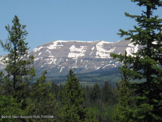 2nd image of 199 Rim Rd