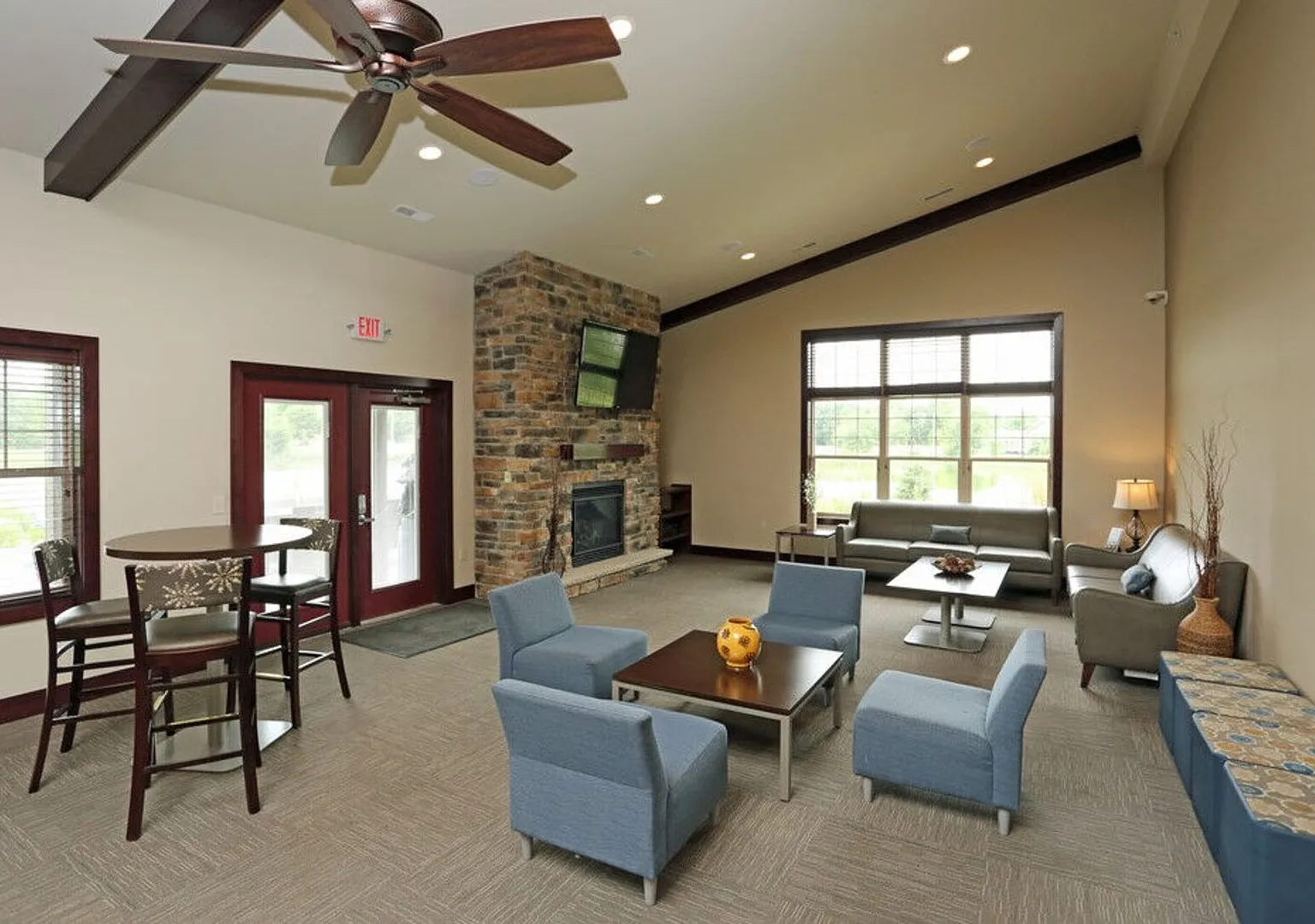 MurrayGlen Townhomes — Photo 4
