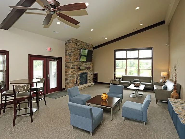 MurrayGlen Townhomes — Photo 4