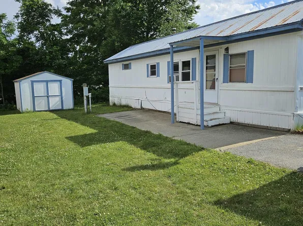 16 Madison Place, Claremont, NH 03743