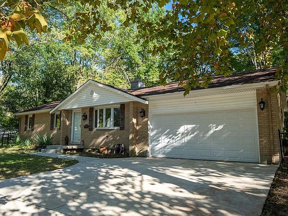 2nd image of Ridge Dr
