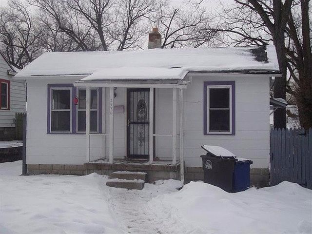 1st image of 2576 Newton St