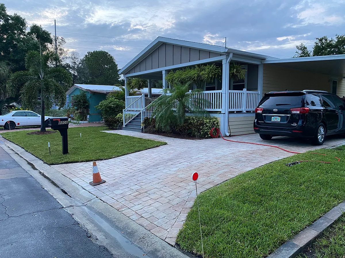 Front view and car port drive - 8808 Nautilus Dr