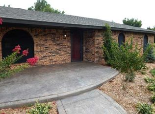 2387 Tecumseh Rd, Blanchard, OK 73010