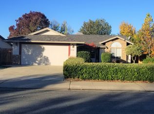 3190 Seminole Dr, Redding, CA 96001